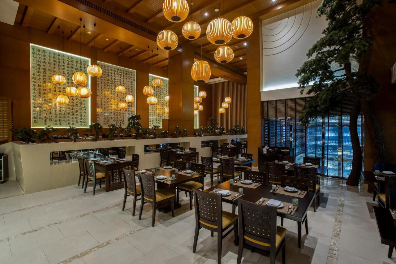 Asiana Hotel Дубай Экстерьер фото The restaurant